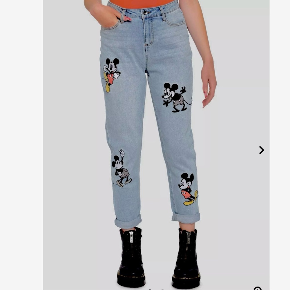 Disney Mickey Mouse embroidered mom jeans junior size 13 light wash high waisted